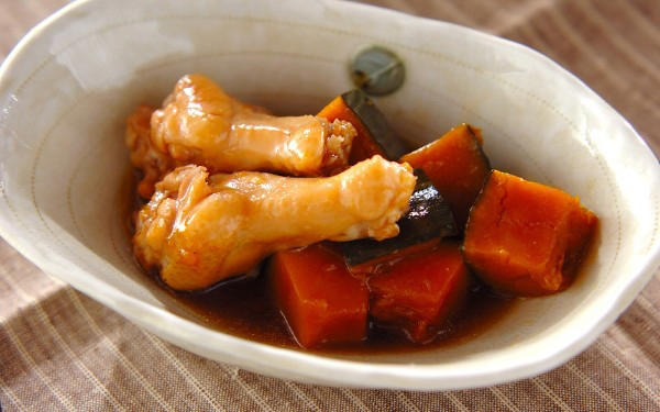 鶏ももとカボチャの煮物, カボチャと肉団子の煮物, 手羽元とカボチャの煮物, 豚肉とカボチャの煮物, カボチャの煮物餃子, カボチャの煮物コロッケ, カボチャのオムレツ, カボチャのニョッキ（ショートパスタ）