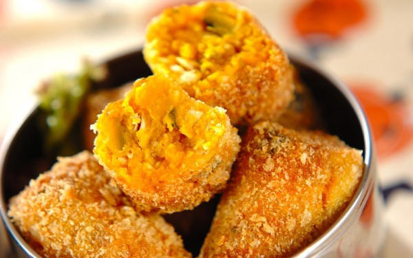 鶏ももとカボチャの煮物, カボチャと肉団子の煮物, 手羽元とカボチャの煮物, 豚肉とカボチャの煮物, カボチャの煮物餃子, カボチャの煮物コロッケ, カボチャのオムレツ, カボチャのニョッキ（ショートパスタ）