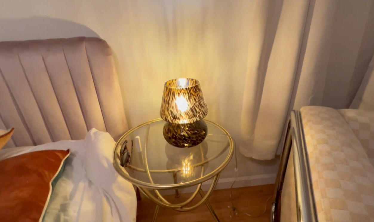 Lighting Up Big Bucks, Gooseneck Desk Lamp (1940s), Aladdin Mantle Kerosene Lamp (1930s), Mid-Century Modern Bullet Lamp (1960s), Falkenstein Glass Lamp (1970s), Art Nouveau Boudoir Lamp (1910s), Gone With the Wind Lamp (1890s), Phil-Mar Ceramic Lamp (1950s), Rembrandt Torchiere Lamp (1930s), Vintage Laurel Mushroom Lamp (1970s), Handel Slag Glass Lamp (1910s), Majestic Z Lamp (1950s), Bridge Arm Floor Lamp (1920s), Ginger Jar Lamps by Frederick Cooper (1960s), Tiffany Reproduction Lamp (Early 1900s), Murano Glass Lamp (1950s), Eames Era Saucer Pendant Lamp (1950s), Handel Reverse Painted Lamp (1920s), Tiffany Studios Bronze Base (1910s), Pairpoint Puffy Lamp (1910s), Miller Slag Glass Lamp (1900s), Duffner &amp; Kimberly Leaded Lamp (1910s), Tiffany Studios Desk Lamp (1910s)
