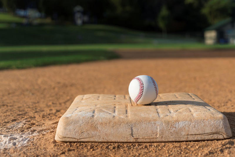 「甲子園」に隠された「大きな問題」, 全校生徒ほぼ全員が野球部員「未来富山」, 甲子園のあり方への疑念, 「午前中だけの通信授業」の効果, 県民がほとんどベンチ入りしていない高校が多数, 朝日新聞が追及しなかった「広陵高校」問題, 「野球マンモス校」の扱いを再考すべき