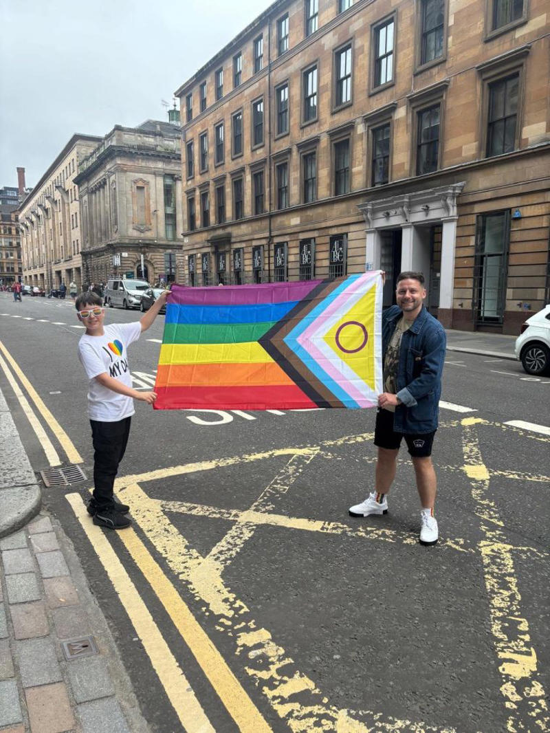 Rush of love Ready for parenthood, Mixed reactions from loved ones, Getting a match, Rush of love, The transition, Receiving homophobic abuse, Encouraging others to have hope