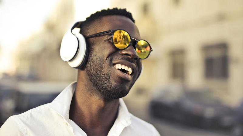 4. One Size Fits All 1. Compact & Portable, 2. Quick Charging, 3. Perfect for Travel, 4. Workout-Friendly, 5. Excellent Call Quality, 6. Lower Cost Options, 7. Lightweight, 8. Simple, Discreet Design, 9. Great Sound Quality, 10. Truly Wireless, 1. Excellent Sound Quality, 2. Stronger Noise Cancellation, 3. Great for Clumsy Travelers, 4. One Size Fits All, 5. Longer Battery Life, 6. Customizable Sound Profiles, 7. Premium Build, 8. Better for Work & Study, 9. Comfortable Cushion & Padding, 10. Immersive Experience