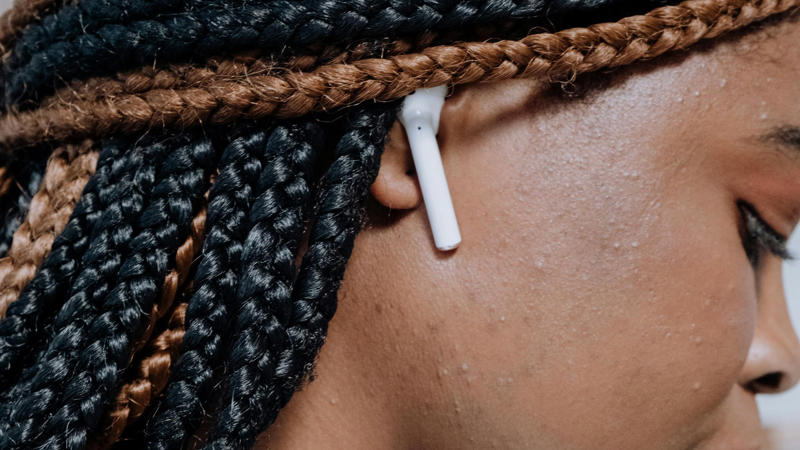 8. Simple, Discreet Design 1. Compact & Portable, 2. Quick Charging, 3. Perfect for Travel, 4. Workout-Friendly, 5. Excellent Call Quality, 6. Lower Cost Options, 7. Lightweight, 8. Simple, Discreet Design, 9. Great Sound Quality, 10. Truly Wireless, 1. Excellent Sound Quality, 2. Stronger Noise Cancellation, 3. Great for Clumsy Travelers, 4. One Size Fits All, 5. Longer Battery Life, 6. Customizable Sound Profiles, 7. Premium Build, 8. Better for Work & Study, 9. Comfortable Cushion & Padding, 10. Immersive Experience