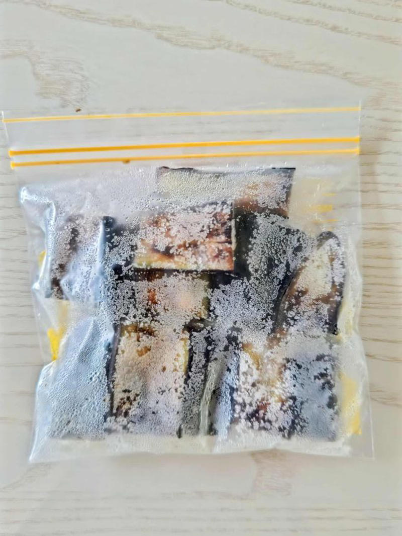 【焼きナスの味噌汁】, フライパンで作る冷凍ナス, 【冷凍ナスの生姜香る甘辛煮】, その他のナス料理はこちら