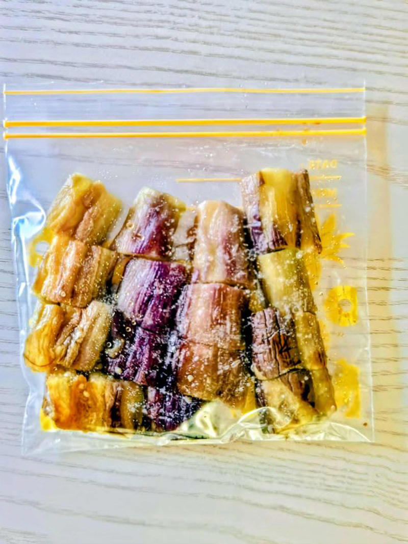 【焼きナスの味噌汁】, フライパンで作る冷凍ナス, 【冷凍ナスの生姜香る甘辛煮】, その他のナス料理はこちら