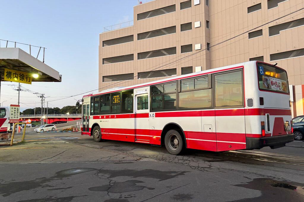 ■新千歳空港→ウトロ　一般路線バスチャレンジ, ■AIさんはこう申しております, ■上から行くか、下から行くか, ■ウトロまでの路線バス全行程, ■行程4日のローカル路線バス旅