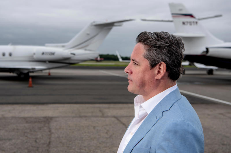 The clients who use Teterboro, Top destinations from Teterboro change by season, How Teterboro operates, Nefarious deeds, The noise issue, Small airport with a colorful history, The private companies: Flexjet, NetJets, Wheels Up, others