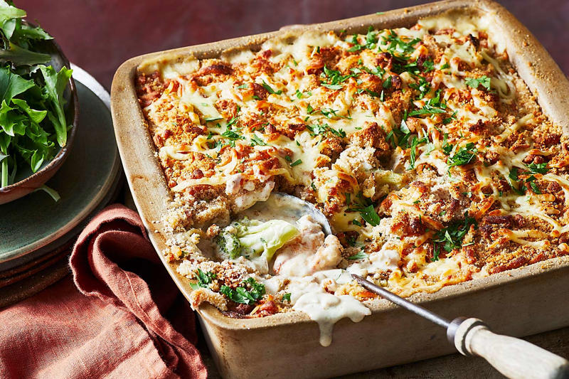 Mistake 1: Throwing everything in at once, Mistake 2: Forgetting to layer, Mistake 3: Overcrowding the pan, Mistake 4: Skimping on seasoning, Mistake 5: Adding sauces and glazes too early, Formula for a simple weeknight traybake