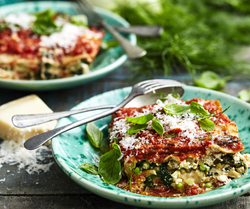 Pumpkin and goat’s cheese lasagne with rocket and pepita , Lentil and kale skillet lasagne , Vegetable lasagne , Char-grilled zucchini and lentil lasagne , Roast pumpkin and spinach lasagne , Cottage cheese lasagne