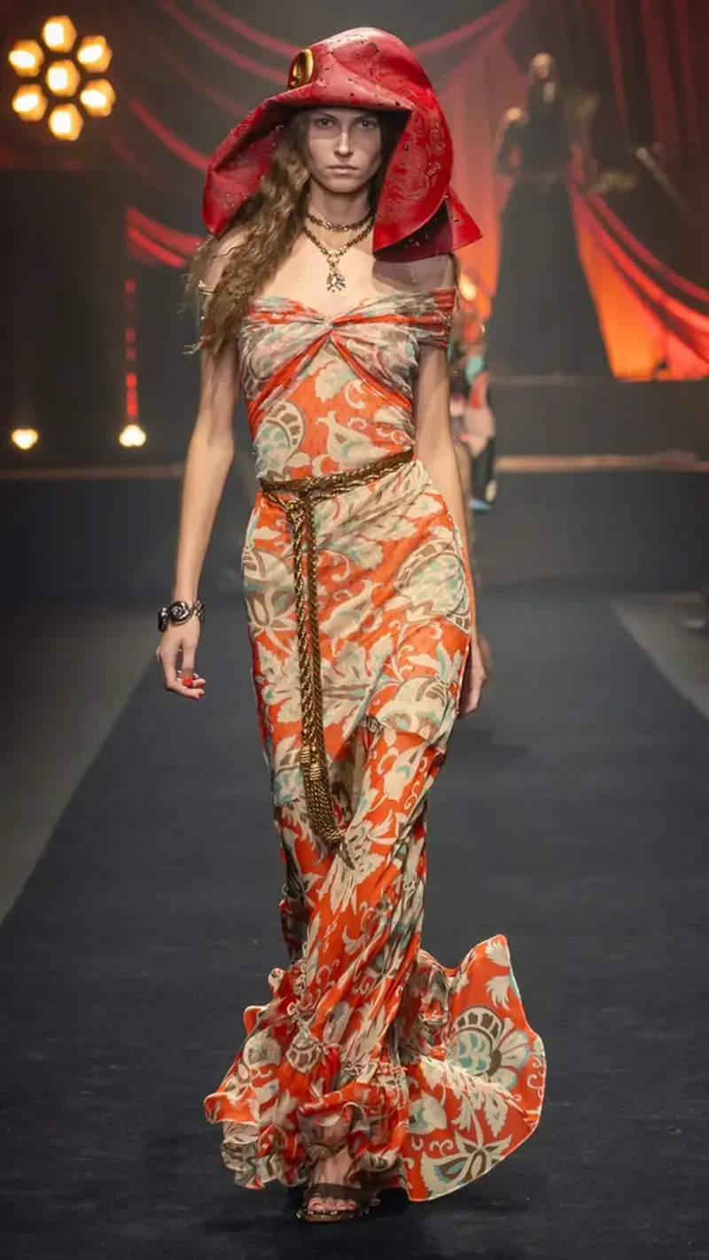 Fendi: Pixel Play, Jil Sander: What Lies Beneath , Knwls: Club Kinetics, Loro Piana: Soft Power , Etro: Boho Futurism , Prada: A New Uniform , Max Mara: Modern Rococo , Emporio Armani: Returns 
