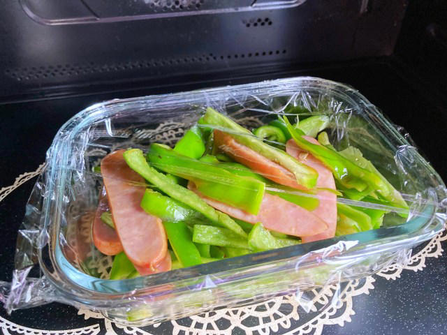 【調味料はあらかじめ混ぜておく】, 【リアルに作業時間5分】, 【ピーマンがツヤツヤ】, 【豚キムチ風もおすすめ】