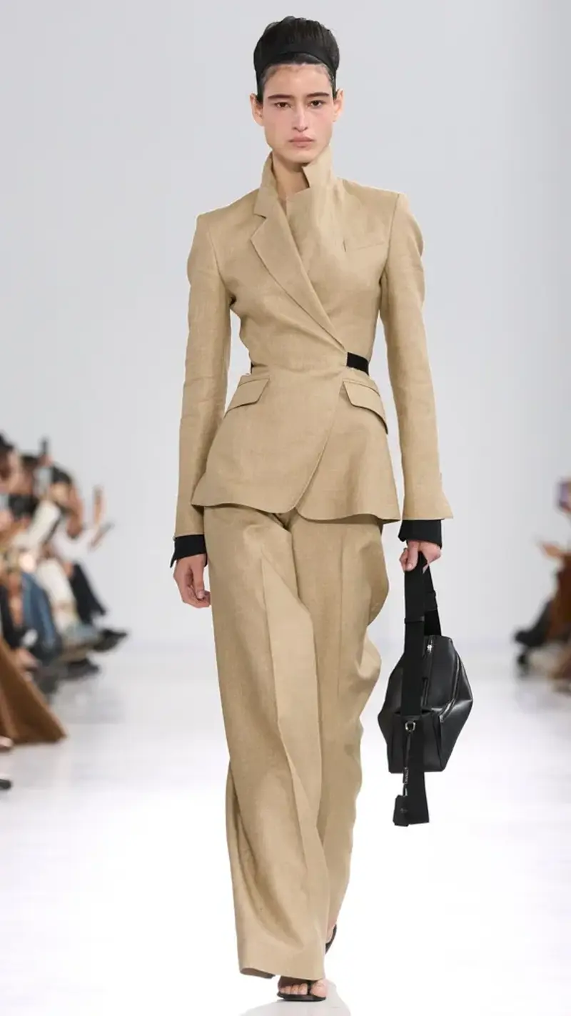 Fendi: Pixel Play, Jil Sander: What Lies Beneath , Knwls: Club Kinetics, Loro Piana: Soft Power , Etro: Boho Futurism , Prada: A New Uniform , Max Mara: Modern Rococo , Emporio Armani: Returns 