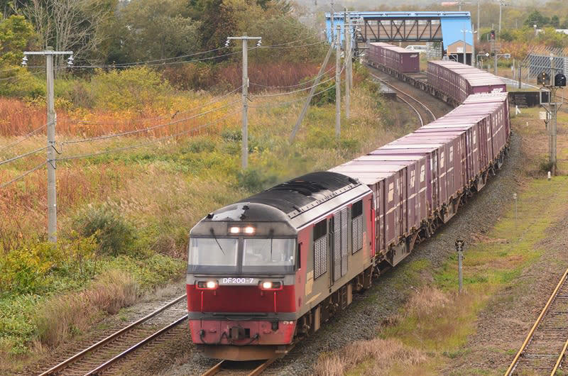 北の大地のポテチが食べられない!?, 山線はバス転換、では海線は？, 鉄道貨物は長距離輸送で真価, 「海運一択は不安」, これにて一件落着にはあらず
