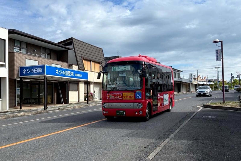 閉鎖百貨店が映す現実, 人口増加率日本一のけん引役に, 南地区は限界集落寸前の高齢化率45.6%, 住宅団地と人口減の影, 住民と地元企業の板挟み, 名張市は財政再生団体転落の危機