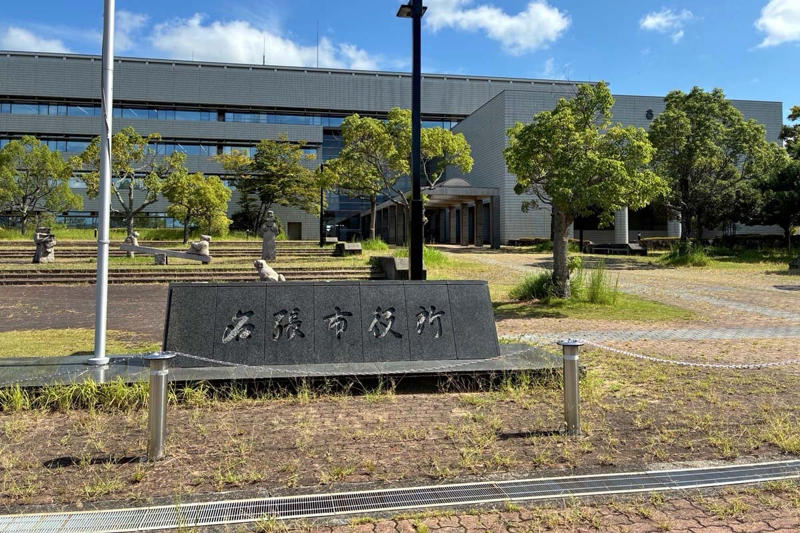 閉鎖百貨店が映す現実, 人口増加率日本一のけん引役に, 南地区は限界集落寸前の高齢化率45.6%, 住宅団地と人口減の影, 住民と地元企業の板挟み, 名張市は財政再生団体転落の危機