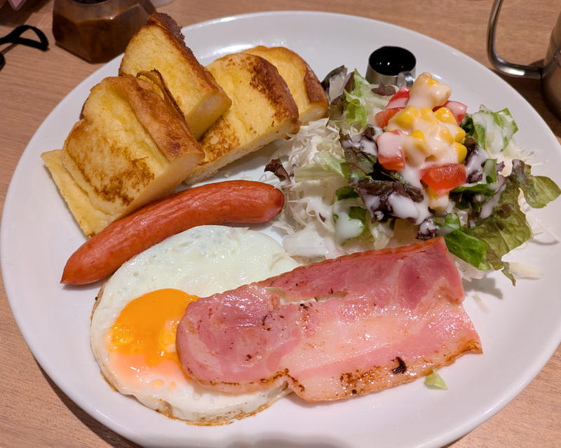 ・念願のカフェヨシノ, ・0円なのにプレミアム!?, ・急いで食わねば！, ・今回訪問した店舗の情報