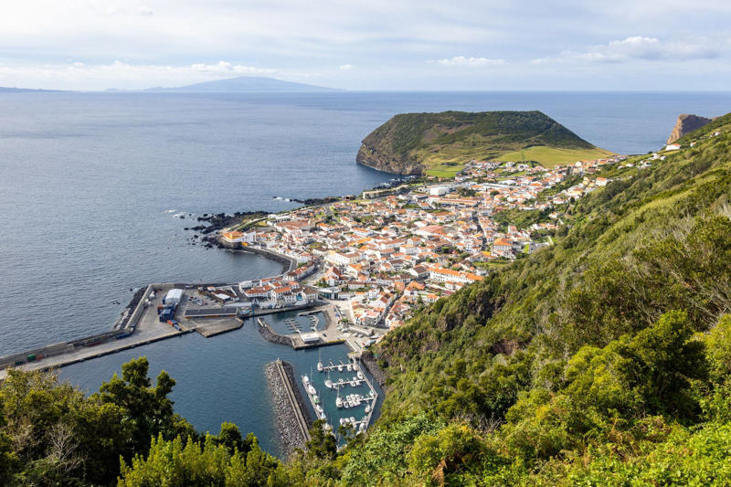 The Eastern Group of islands, São Miguel Island (The Green Island), Santa Maria , The central group of islands, Terceira Island (The Lilac Island), Pico Island (The Black Island), Faial Island (The Blue Island), São Jorge Island, Graciosa Island (The White Island), The Western Group of islands, Flores Island (The Flower Island), Corvo Island, How to get to the Azores
