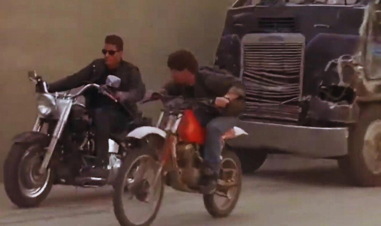 6. Terminator 2: Judgment Day (1991) 23. Smokey And The Bandit (1977), 22. The Transporter (2002), 21. The Italian Job (1969), 18. Vanishing Point (1971), 17. Fast Five (2011), 16. The Blues Brothers (1980), 15. Baby Driver (2017), 14. The Raid 2 (2014), 13. The Driver (1978), 12. The Bourne Supremacy (2004), 11. The Seven-Ups (1973), 10. Death Proof (2007), 9. To Live And Die In L.A. (1985), 7. Gone In 60 Seconds (1974), 6. Terminator 2: Judgment Day (1991), 5. Duel (1971), 4. Mad Max: Fury Road (2015), 3. The French Connection (1971), 2. Ronin (1998)