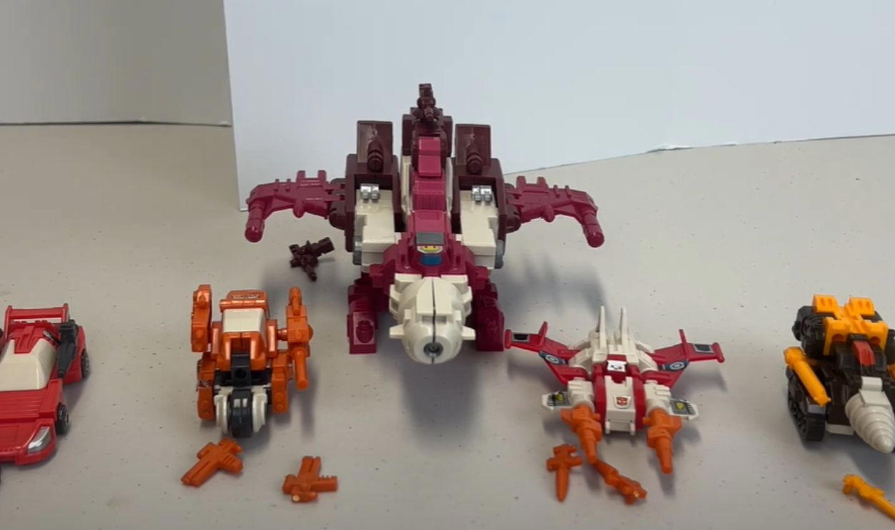 When Toys Become Treasures, She-Ra And Swift Wind, Silver Shirt Luke Cage, Attack Armor Batman, Spider-Man, Dinosaucers, MacGyver, Green Beret G.I. Joe, Optimus Prime, The Blank, Computron, Scratch The Cat, Rocket-Firing Boba Fett, Laser Power He-Man and Laser Light Skeletor, Technodrome, Marvelmania Ghost Rider, Blue Wasp, El Capitan Rayo, Yak Face