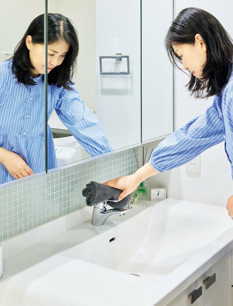 元々は片づけが苦手、人間関係にも悩みがあった, 整理収納の講座をきっかけに暮らしに変化が, 家に置くのは「好きなもの」だけに, チェスト1台分の服を捨て、スペースを有効活用