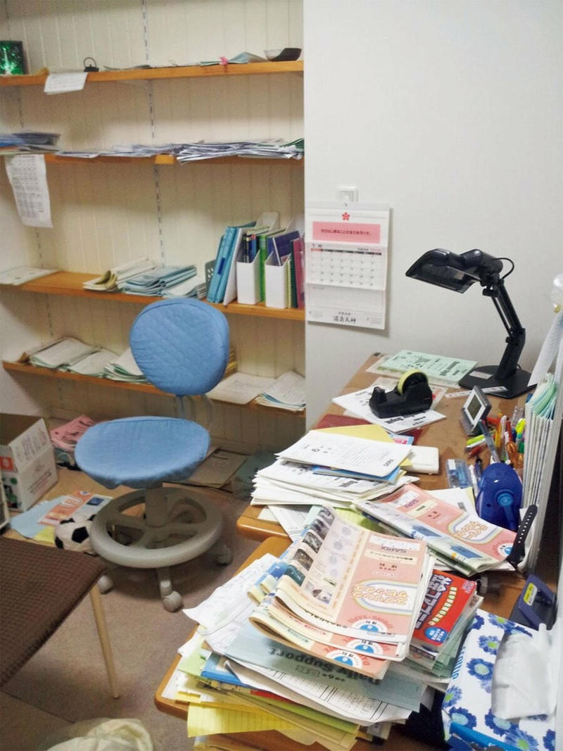 元々は片づけが苦手、人間関係にも悩みがあった, 整理収納の講座をきっかけに暮らしに変化が, 家に置くのは「好きなもの」だけに, チェスト1台分の服を捨て、スペースを有効活用