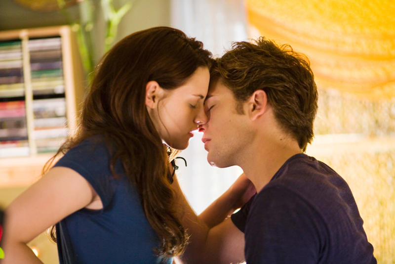 Celebrating 'Twilight' is complicated for many, Fans and readers criticize Indigenous representation in 'Twilight', 'Twilight' reduces Indigenous people to 'animalistic' stereotypes, readers say, Does 'Twilight' still have a place in the conversation?