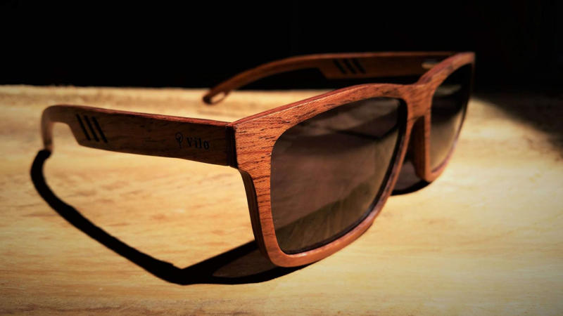 1. Classic Round Frames, 2. Bold Wayfarer Frames, 3. Transparent Frames, 4. Cat-Eye Glasses, 5. Oversized Frames, 6. Aviator Glasses, 7. Geometric Frames, 8. Wooden Frames, 9. Metal Rimless Glasses, 10. Double Bridge Frames, 11. Thick Black Frames, 12. Tortoiseshell Patterns, 13. Sporty Wrap-Around Frames, 14. Semi-Rimless Frames, 15. Gradient Color Frames, 16. Vintage Wire Frames, 17. Asymmetrical Frames, 18. Glow-In-The-Dark Frames, 19. Custom Painted Hand-Decorated Frames, 20. Eco-Friendly Recycled Material Frames