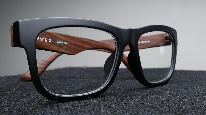 1. Classic Round Frames, 2. Bold Wayfarer Frames, 3. Transparent Frames, 4. Cat-Eye Glasses, 5. Oversized Frames, 6. Aviator Glasses, 7. Geometric Frames, 8. Wooden Frames, 9. Metal Rimless Glasses, 10. Double Bridge Frames, 11. Thick Black Frames, 12. Tortoiseshell Patterns, 13. Sporty Wrap-Around Frames, 14. Semi-Rimless Frames, 15. Gradient Color Frames, 16. Vintage Wire Frames, 17. Asymmetrical Frames, 18. Glow-In-The-Dark Frames, 19. Custom Painted Hand-Decorated Frames, 20. Eco-Friendly Recycled Material Frames
