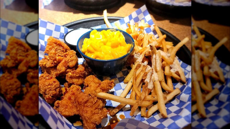 Sunliner Diner, Gorilla Taco, The Old Mill Restaurant, Mama's Farmhouse, Frizzle Chicken Café, Downtown Flavortown, Blue Moose Burgers and Wings, Cookie Dough Monster Burgers & Shakes, Sawyer's Farmhouse, Methodology