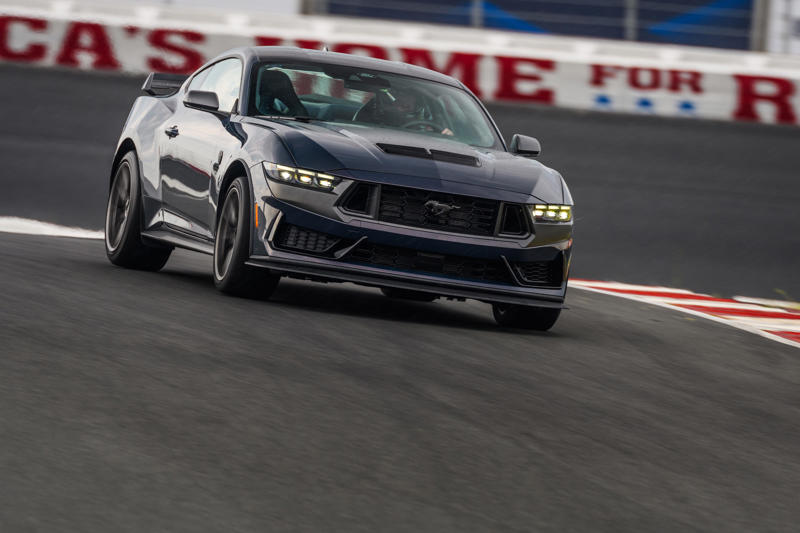 Cadillac CT4-V Blackwing , Cadillac CT5-V Blackwing , Ford Bronco, Ford Mustang , Jeep Wrangler , Polaris Slingshot