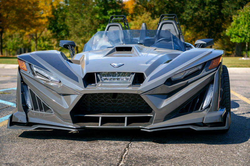 Cadillac CT4-V Blackwing , Cadillac CT5-V Blackwing , Ford Bronco, Ford Mustang , Jeep Wrangler , Polaris Slingshot