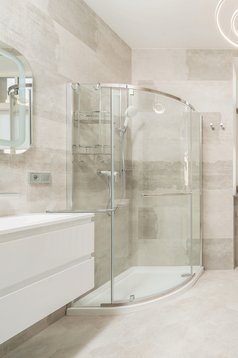 The hidden problem with tiles and grout, The case for a shower base, How to clean a shower base properly, What to keep in mind, Refreshing an existing shower base