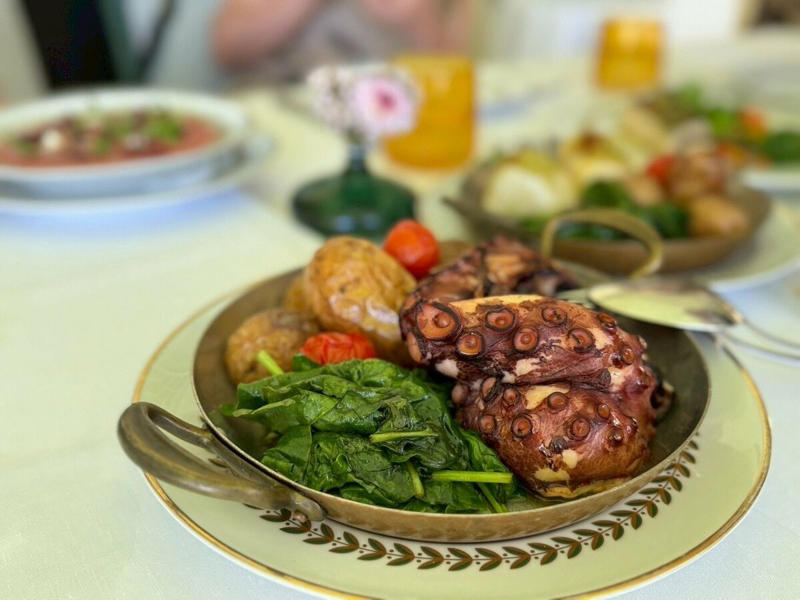 旅先でのうれしい心づかい, ポルトガルのホテルで出合った思わぬギフト, 現地の味を堪能することも旅の醍醐味, 旅の余韻に浸る、特別な時間
