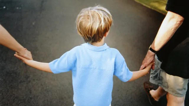 I regret having children, it has stripped my life of meaning Pressure is on, Serving one purpose, Feeling guilty, Unable to open up