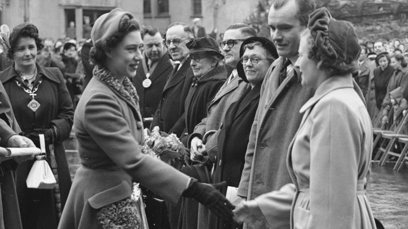 6. Princess Margaret 1. Princess Diana, 2. Meghan Markle, 3. Queen Elizabeth II, 4. Kate Middleton, 5. Queen Alexandra of Denmark, 6. Princess Margaret, 7. Queen Letizia of Spain, 8. Princess Eugenie, 9. Queen Camilla, 10. Grace Kelly, 11. Queen Beatrix, 12. Marie Antoinette, 13. Princess Anne, 14. Princess Caroline of Monaco, 15. Queen Elizabeth The Queen Mother, 16. Empress Michiko, 17. Princess Angela, 18. Princess Victoria, 19. Queen Rania of Jordan, 20. Queen Victoria