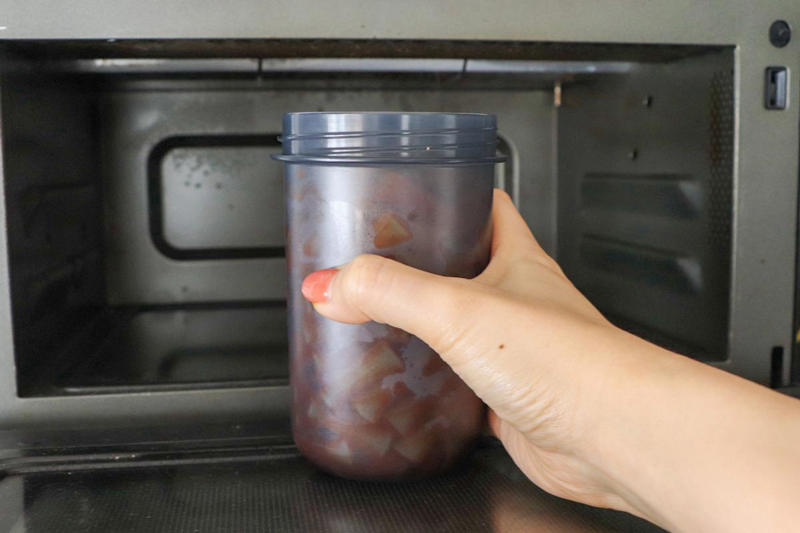 無印良品のカップタイプのお弁当箱, メイン料理にぴったりな450mL, サラダやデザートを持ち歩ける350mL, 便利な反面、注意点もあり！