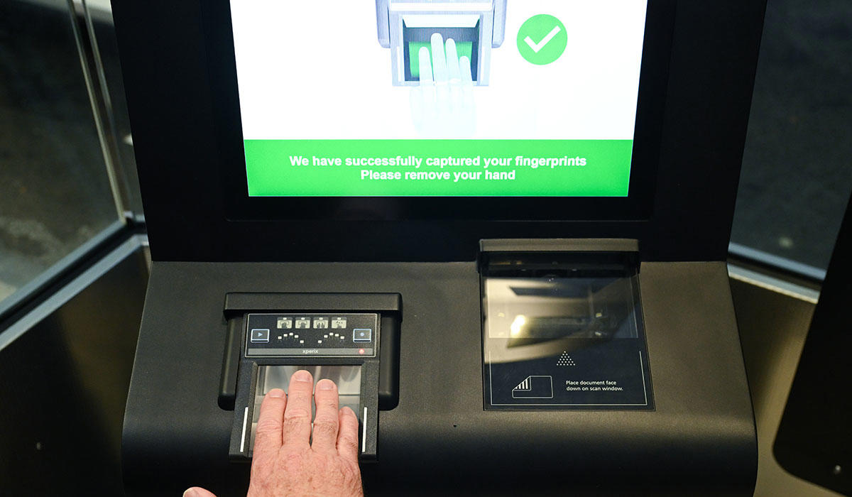 FACE AND FINGERPRINT RECOGNITION NEW EUROPEAN TRAVEL RULES, EXIT/ENTRY SYSTEM, WILL WE HAVE TO PREPARE?, WHAT ABOUT PASSPORT STAMPING?, WHEN WILL THE EES BEGIN?, FACE AND FINGERPRINT RECOGNITION, ENTRY REFUSALS WILL BE HELD, WHEN WILL IT FULLY KICK IN?, WHO DO THESE RULES APPLY TO?, WHICH COUNTRIES ARE INCLUDED?