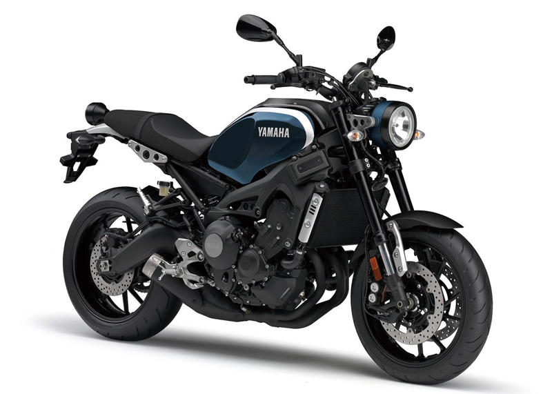 ヤマハ「XSR」ヒストリー, ヤマハ「XSR900 ABS」系譜（2016～2025年モデル）, ヤマハ「XSR900 ABS」の主なスペック・燃費・製造国・価格, ヤマハ「XSR700 ABS」系譜（2018年～2024年モデル）, ヤマハ「XSR700 ABS」の主なスペック・価格, 関連のおすすめ記事