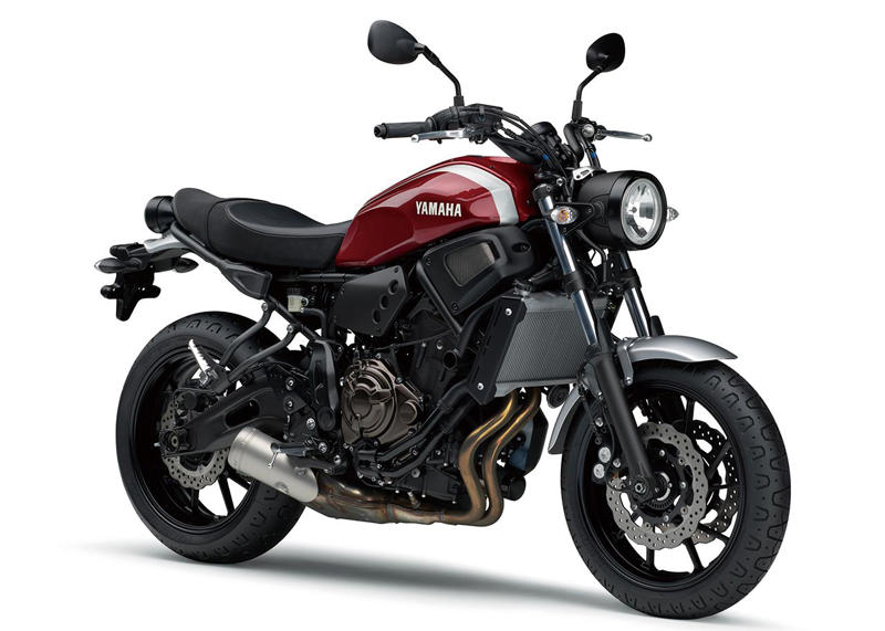 ヤマハ「XSR」ヒストリー, ヤマハ「XSR900 ABS」系譜（2016～2025年モデル）, ヤマハ「XSR900 ABS」の主なスペック・燃費・製造国・価格, ヤマハ「XSR700 ABS」系譜（2018年～2024年モデル）, ヤマハ「XSR700 ABS」の主なスペック・価格, 関連のおすすめ記事
