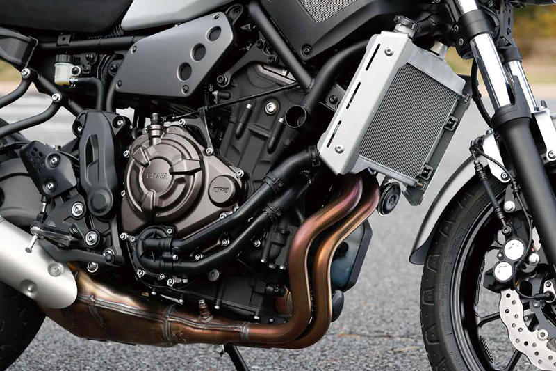 ヤマハ「XSR」ヒストリー, ヤマハ「XSR900 ABS」系譜（2016～2025年モデル）, ヤマハ「XSR900 ABS」の主なスペック・燃費・製造国・価格, ヤマハ「XSR700 ABS」系譜（2018年～2024年モデル）, ヤマハ「XSR700 ABS」の主なスペック・価格, 関連のおすすめ記事