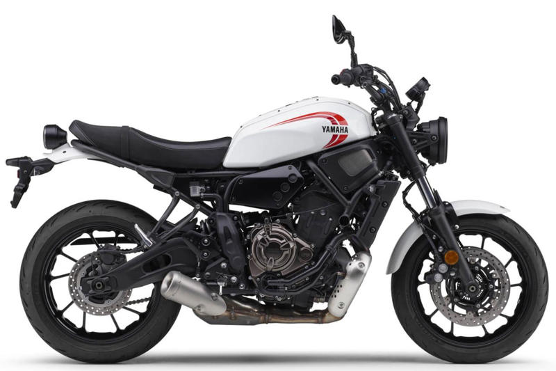 ヤマハ「XSR」ヒストリー, ヤマハ「XSR900 ABS」系譜（2016～2025年モデル）, ヤマハ「XSR900 ABS」の主なスペック・燃費・製造国・価格, ヤマハ「XSR700 ABS」系譜（2018年～2024年モデル）, ヤマハ「XSR700 ABS」の主なスペック・価格, 関連のおすすめ記事