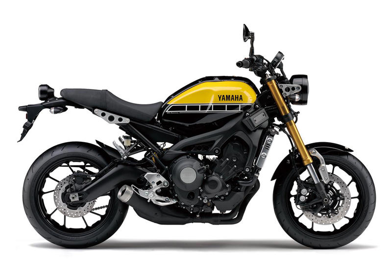 ヤマハ「XSR」ヒストリー, ヤマハ「XSR900 ABS」系譜（2016～2025年モデル）, ヤマハ「XSR900 ABS」の主なスペック・燃費・製造国・価格, ヤマハ「XSR700 ABS」系譜（2018年～2024年モデル）, ヤマハ「XSR700 ABS」の主なスペック・価格, 関連のおすすめ記事