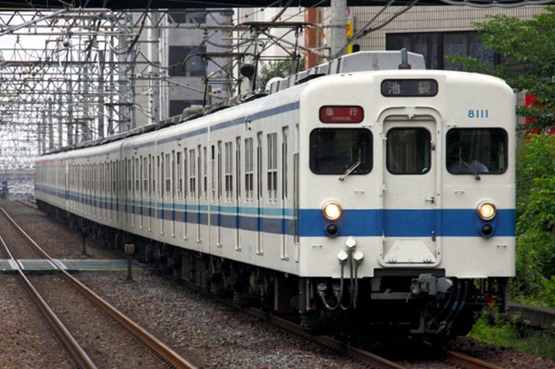 見えない強さを積む東武鉄道, 「過剰」投資が未来を開拓, 長期視点で築く車両戦略, 家族全員が楽しむ東武合理施設, 直接利益と波及効果を生む不動産, 次代戦略に生きる合理性
