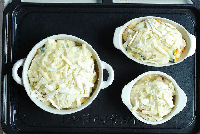 秋に食べたい！かぼちゃがおすすめの理由, タサン志麻さんの”かぼちゃグラタン„再現レシピ, かぼちゃグラタンの材料（4人分）, かぼちゃグラタンの作り方, 豆乳ホワイトソースのレシピ, 豆乳ホワイトソースの材料（出来上がり500g・作りやすい量）, 豆乳ホワイトソースの作り方