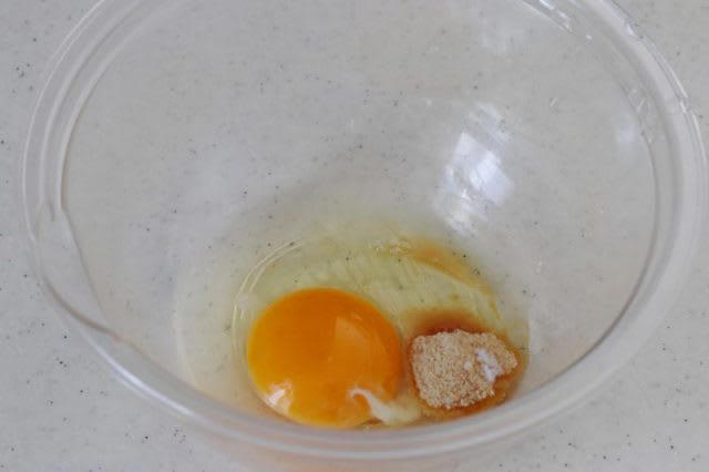 幼児弁当箱にギュッ！「コーン入り照り焼きハンバーグ」「ぐるぐる海苔巻き卵」2品弁当, 1品目 コーン入り照り焼きハンバーグ, 2品目 ぐるぐる海苔巻き卵, 材料 （作りやすい分量・1人分）, 2品弁当の詰め方プロセス, 「心が楽になる2品弁当」のルール