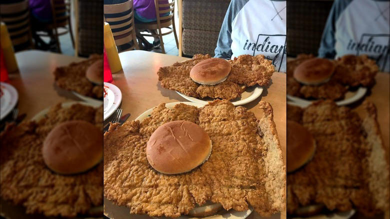 Johnny Marzetti, Gooey butter cake, Hot dish, Swiss steak, Pork tenderloin sandwich, Cincinnati chili, Taco pizza, Loose meat sandwich