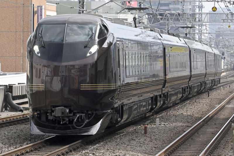 ■令和になって初めての運行, ■日本での鉄道開業と同時に登場, ■天皇の権威づけのため, ■昭和天皇は「乗り鉄」, ■特別扱いを好まなかった上皇さま, ■時代とともに役割変わるお召し列車