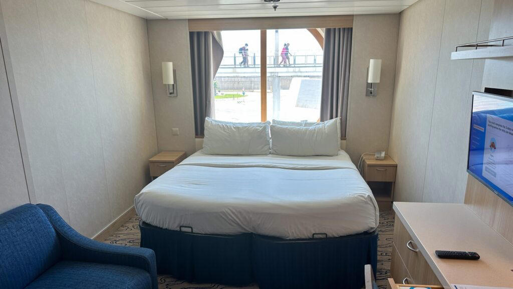 It simplified trip planning., It allowed everyone to unpack once., It gave the teenagers plenty of freedom., It made meals easier., The day at sea provided a good break., It was easy to add on to the cruise experience., More from FamilyVacationist: