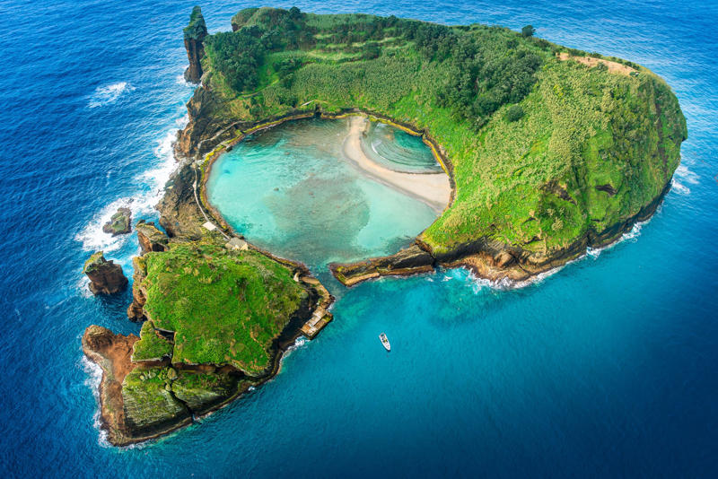 1. The Douro Valley, 2. Benagil Cave, the Algarve, 3. Vila Franca Islet, the Azores archipelago, 4. Furnas Lake, the Azores, 5. Fanal forest, Madeira, 6. Praia da Marinha, Faro district, Algarve, 7. Cabo de San Vicente headland, 8. Ria Formosa Natural Park, 9. Peneda Geres National Park