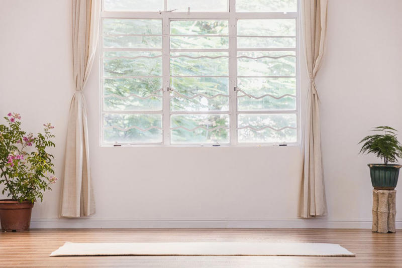 Anything Too Ornate, Heavy and Stiff Drapery, Mini Blinds, Anything Hung Improperly